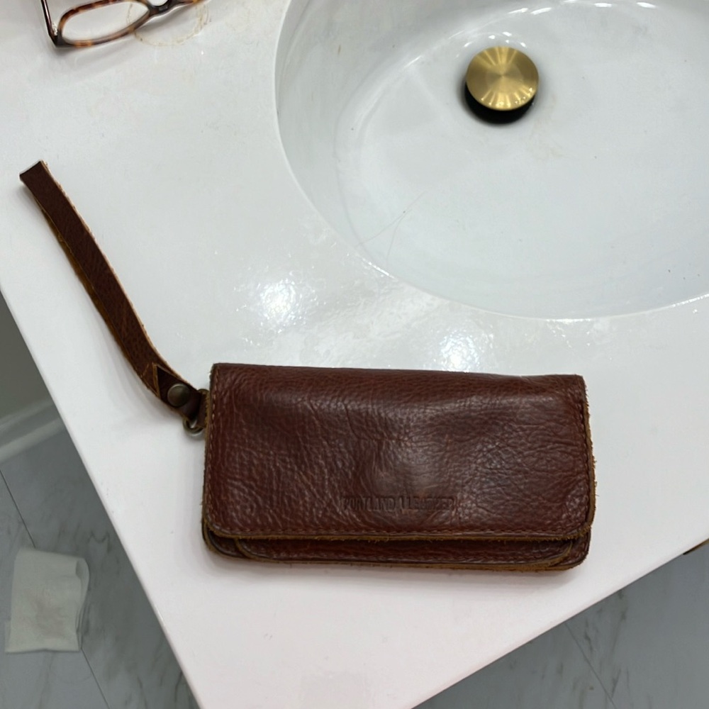Portland Leather Goods Lily Wristlet